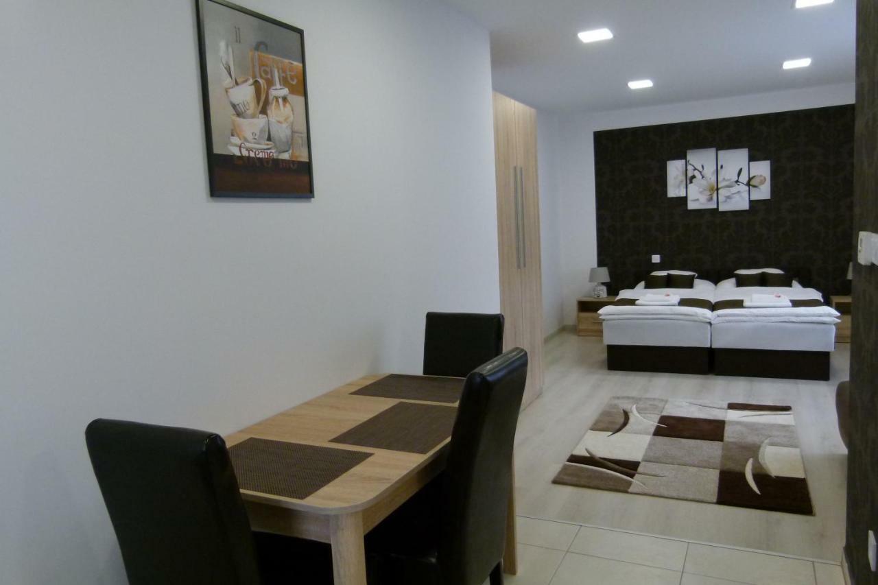 Wolf House Apartman Zalaegerszeg Extérieur photo