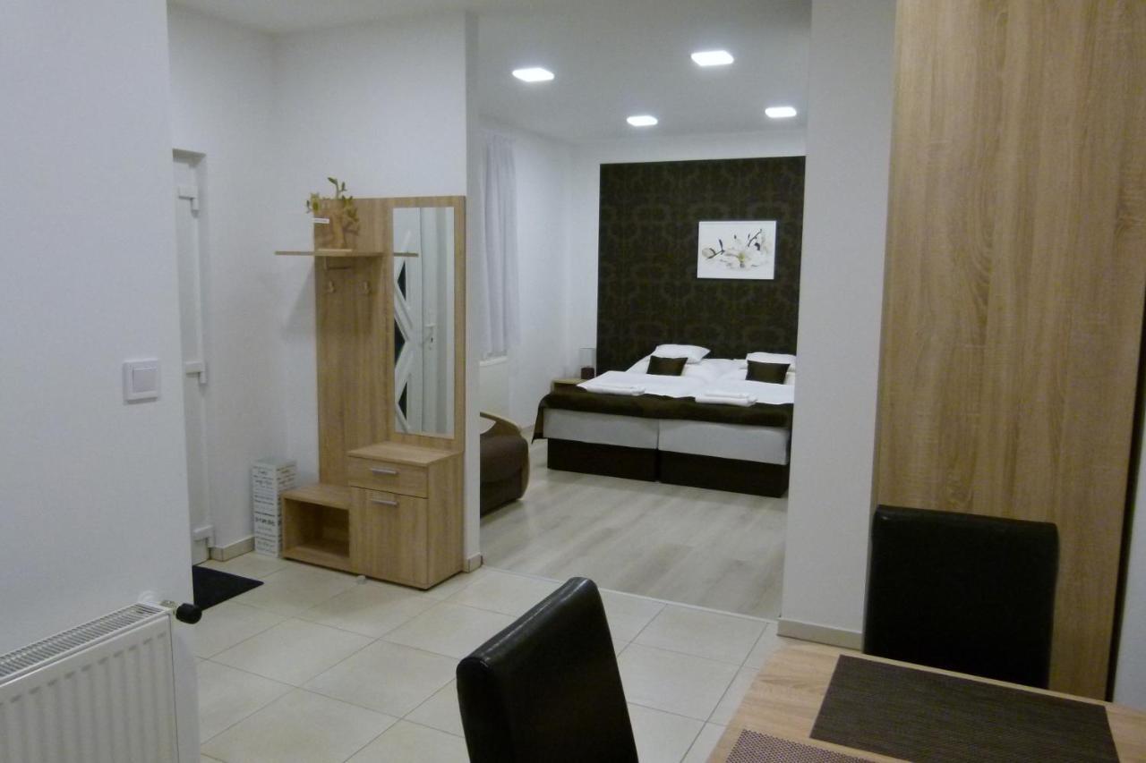 Wolf House Apartman Zalaegerszeg Extérieur photo