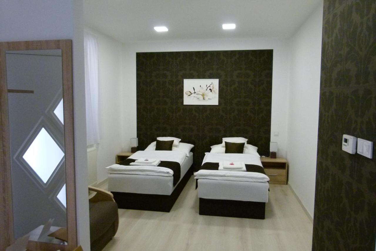 Wolf House Apartman Zalaegerszeg Extérieur photo